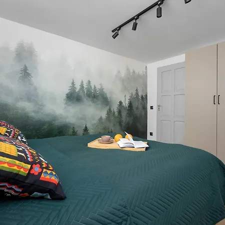 Spacious Family House With Parking And 5 Bedrooms By Renters