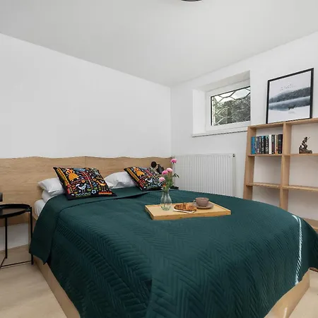 Spacious Family House With Parking And 5 Bedrooms By Renters Szczyrk